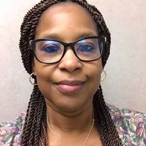 Meet your Posher, Deetra